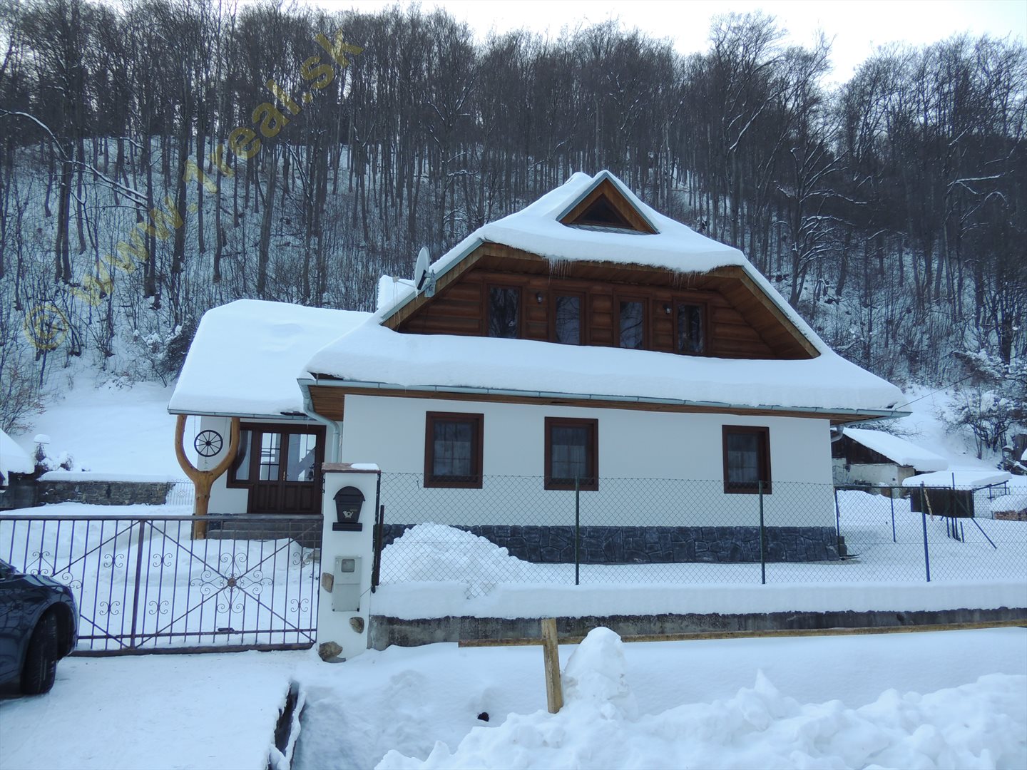 Rodinný dom, Nadštandard, RD, Moštenica [579]