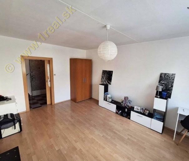 3-izbový byt, Banská Bystrica, Rudohorská [645]