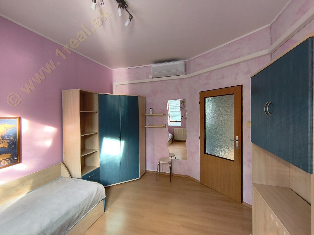 3-izbový byt, Banská Bystrica, Mládežnícka [716]