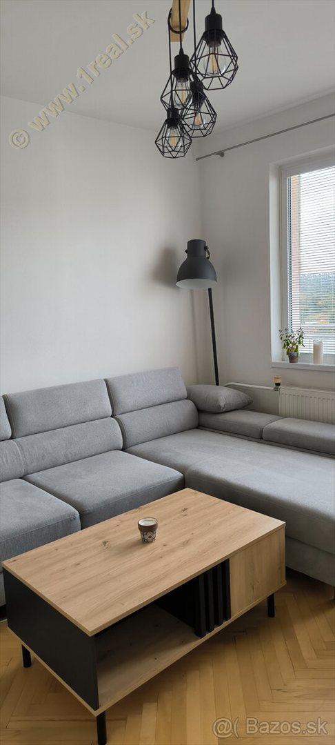 3-izbový byt, Banská Bystrica, Švermova [718]