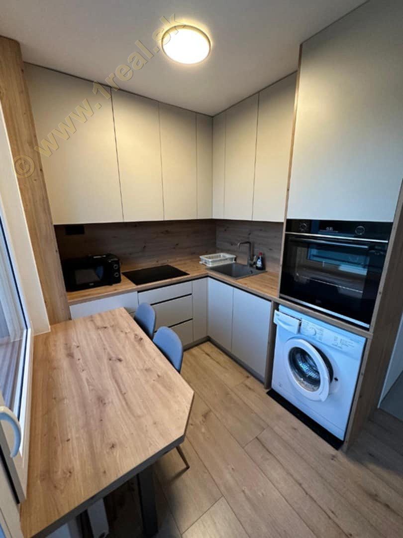 1-izbový byt, Banská Bystrica, Internátna [735]