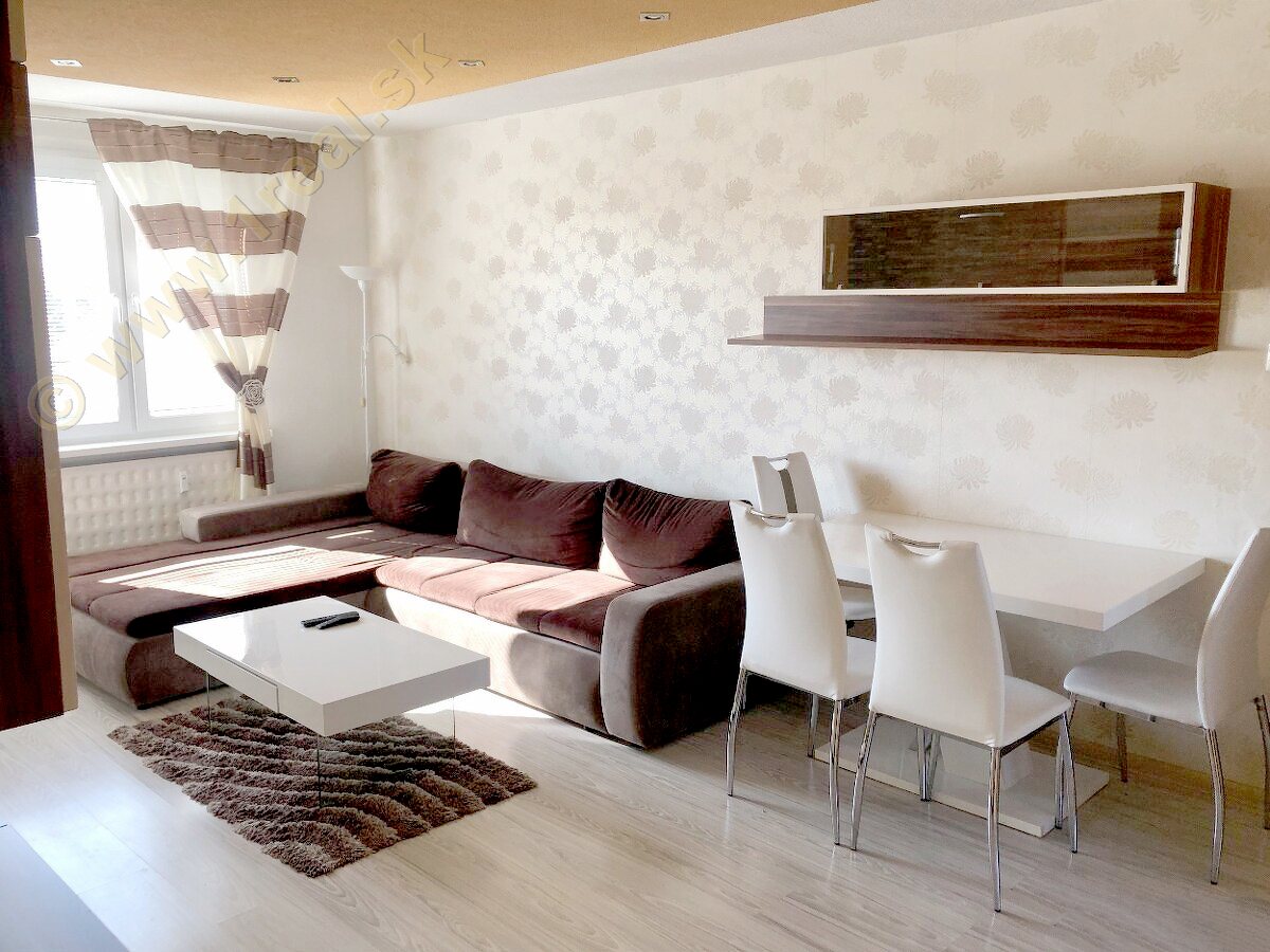 3-izbový byt, Banská Bystrica, Tulská [745]