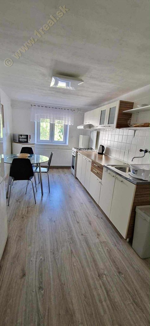 2-izbový byt, Banská Bystrica, Mlynská [751]