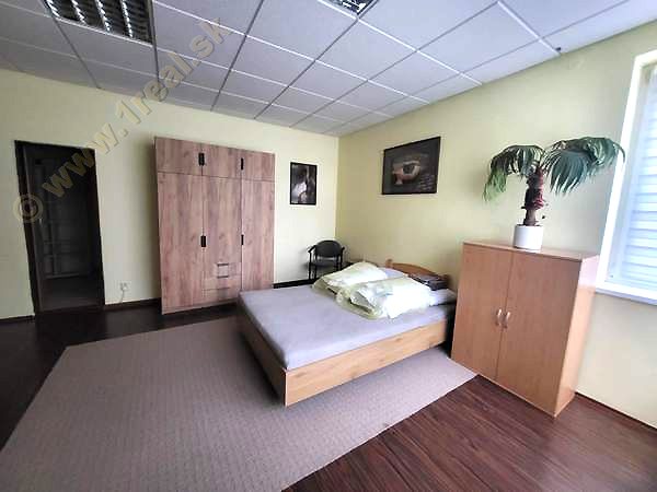 2-izbový byt, Banská Bystrica, Bellušova [760]