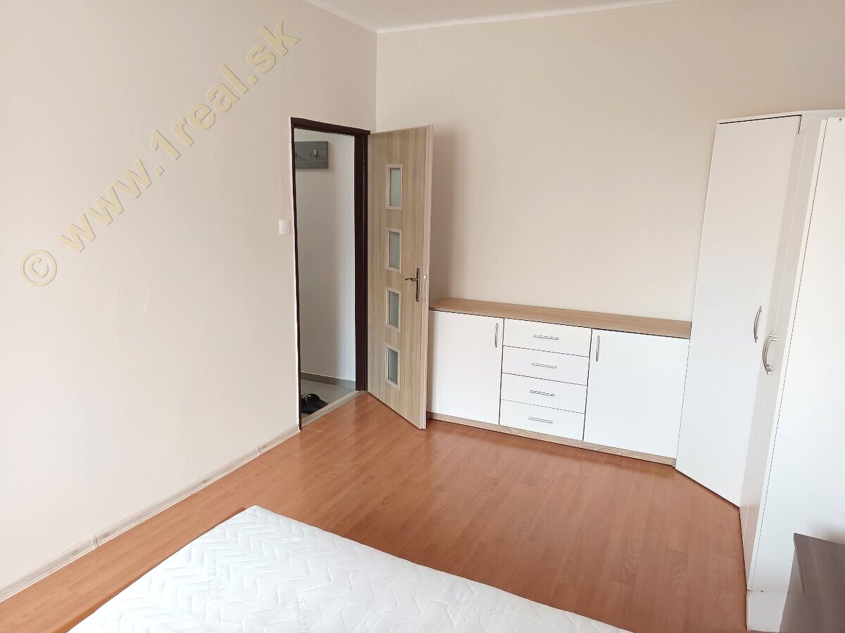 2-izbový byt, Sliač, Prenájom [765]