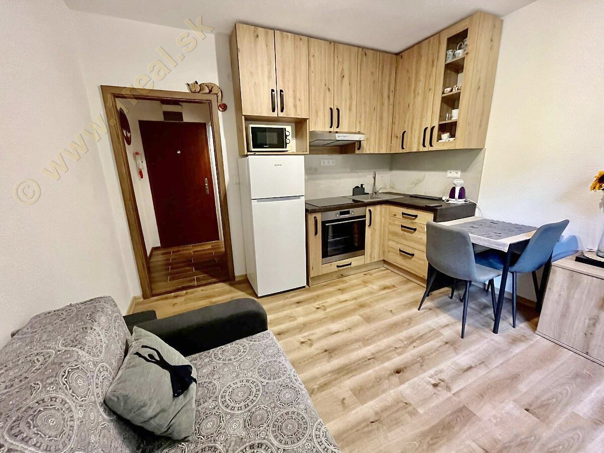 1-izbový byt, prenájom, Banská Bystrica, Centrum [773]