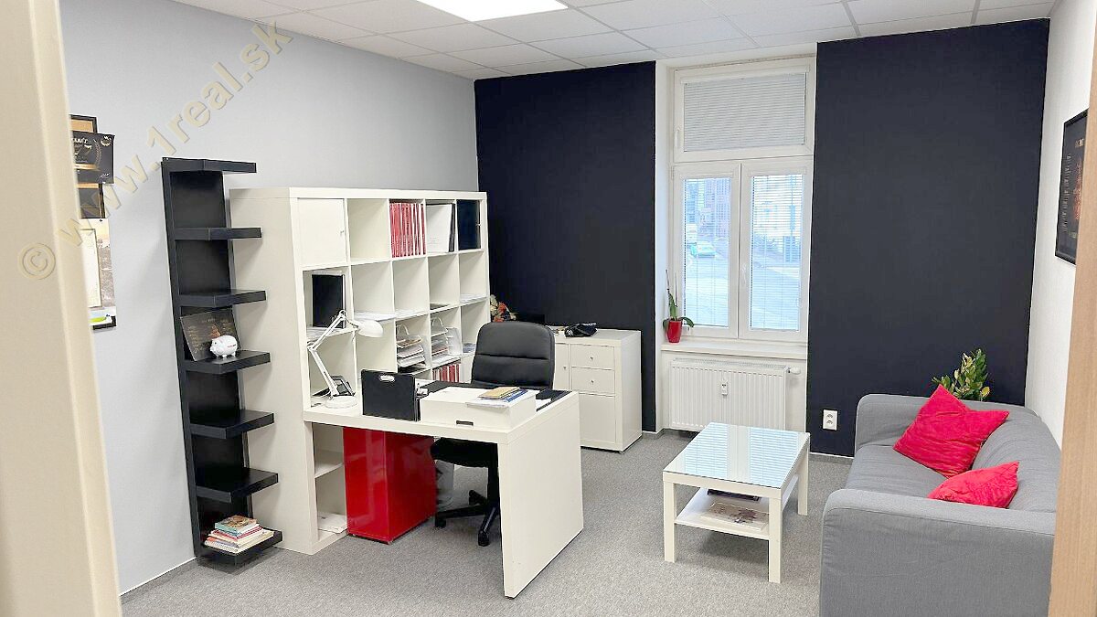 Kancelária - Banská Bystrica, Dolná Strieborná [775]