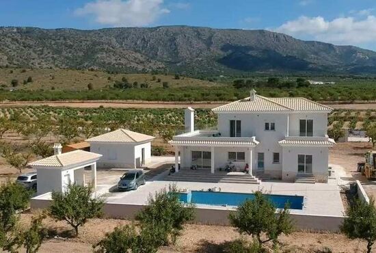 4-izb. Vila Na predaj, Alicante, Pinoso, Španielsko [N9375]