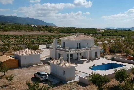 4-izb. Vila Na predaj, Alicante, Pinoso, Španielsko [N9375]
