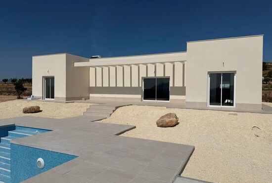 3-izb. Vila Na predaj, Alicante, Pinoso, Španielsko [N9374]