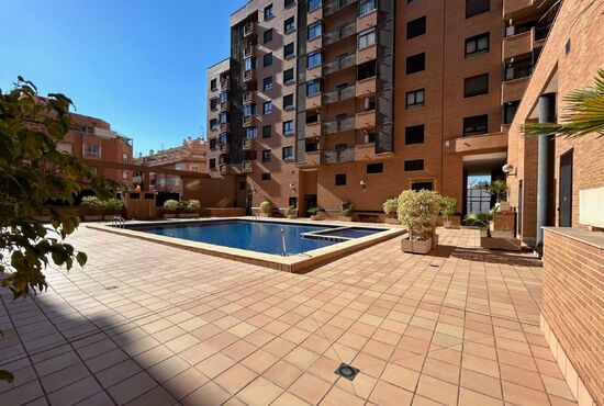 2-izb. Apartmán Na predaj, Alicante, Španielsko [N9357]