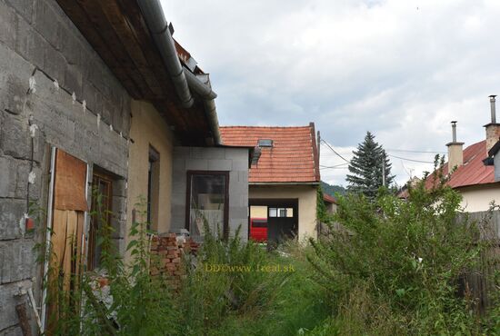Rodinný dom, RD - Gazdovský, Nemecká, SNP [530]