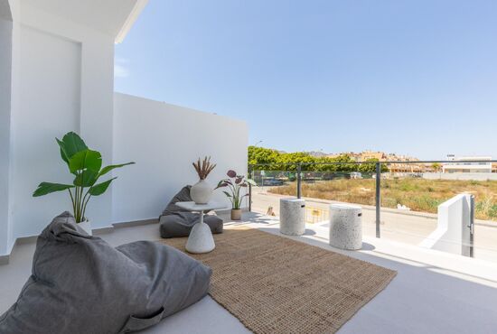 4-izb. Mestský dom Na predaj, Alicante, Rafal, Španielsko [N9272]