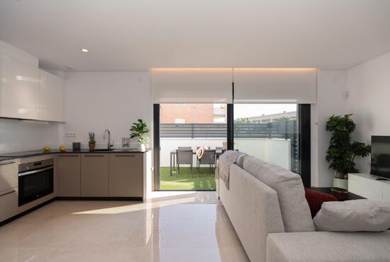 3-izb. Vila Na predaj, Alicante, La Marina, Španielsko [N9258]