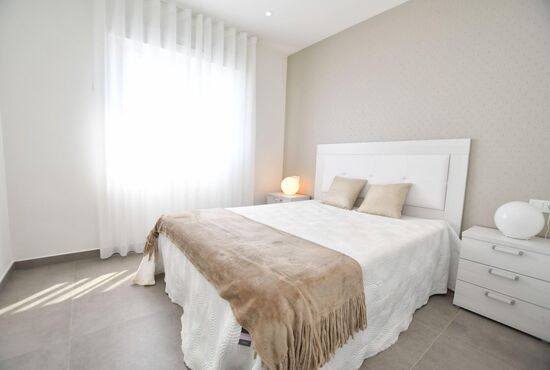 2-izb. Bungalov Na predaj, Alicante, San Miguel de Salinas, Španielsko [N9139]
