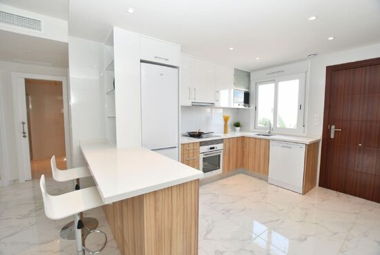 2-izb. Bungalov Na predaj, Alicante, San Miguel de Salinas, Španielsko [N9138]