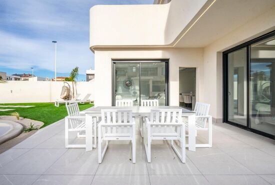 3-izb. Vila Na predaj, Murcia, Torre Pacheco, Španielsko [N8901]
