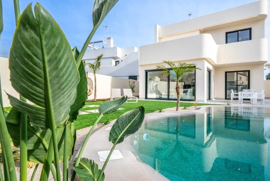 3-izb. Vila Na predaj, Murcia, Torre Pacheco, Španielsko [N8901]