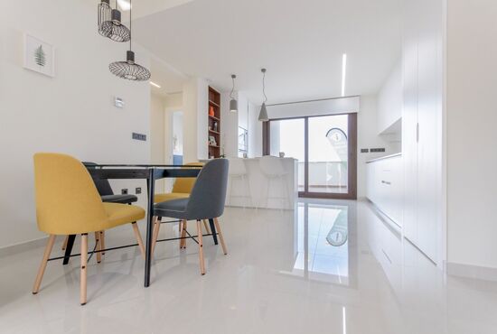 2-izb. Bungalov Na predaj, Alicante, Torrevieja, Španielsko [N6470]