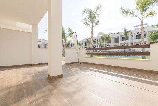 3-izb. Bungalov Na predaj, Alicante, Torrevieja, Španielsko [N6472]