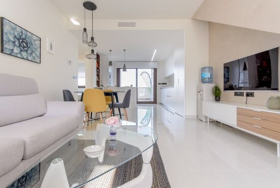 3-izb. Bungalov Na predaj, Alicante, Torrevieja, Španielsko [N6472]