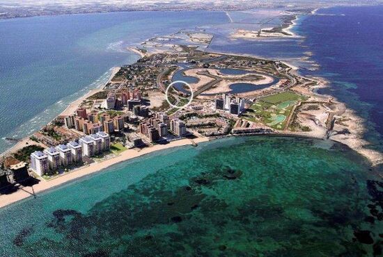 3-izb. Vila Na predaj, Murcia, La Manga del Mar Menor, Španielsko [N3035]
