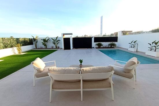 3-izb. Vila Na predaj, Alicante, Benijofar, Španielsko [N8496]
