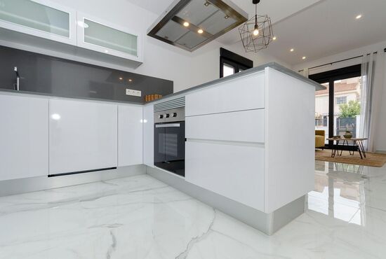3-izb. Vila Na predaj, Alicante, Torrevieja, Španielsko [N7949]