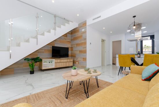 3-izb. Vila Na predaj, Alicante, Torrevieja, Španielsko [N7949]