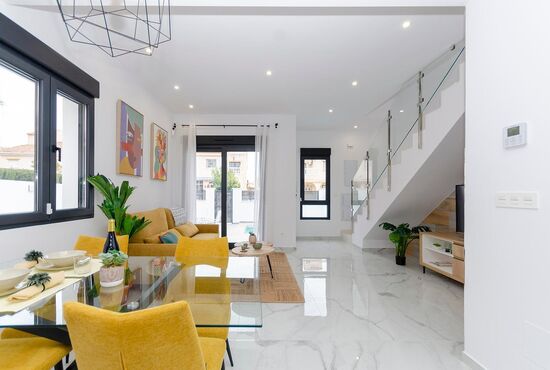 3-izb. Vila Na predaj, Alicante, Torrevieja, Španielsko [N7949]