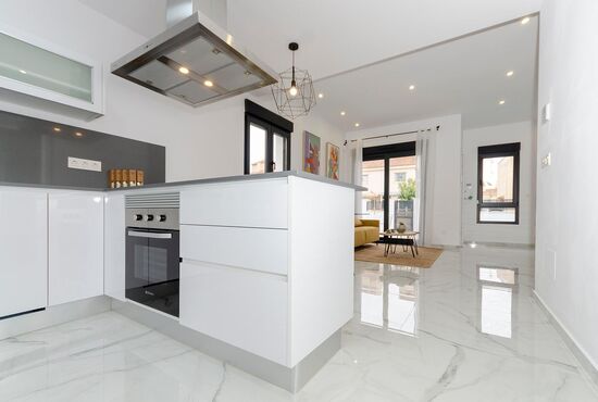 3-izb. Vila Na predaj, Alicante, Torrevieja, Španielsko [N7949]
