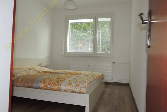 3-izbový byt, Banská Bystrica, Magurská [569]