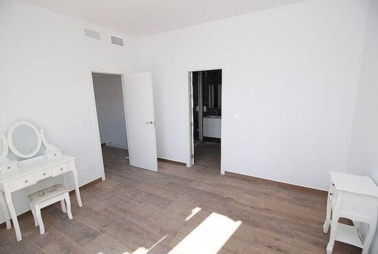 4-izb. Vila Na predaj, Alicante, Pinoso, Španielsko [N7755]