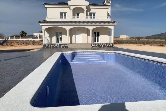 4-izb. Vila Na predaj, Alicante, Pinoso, Španielsko [N7756]