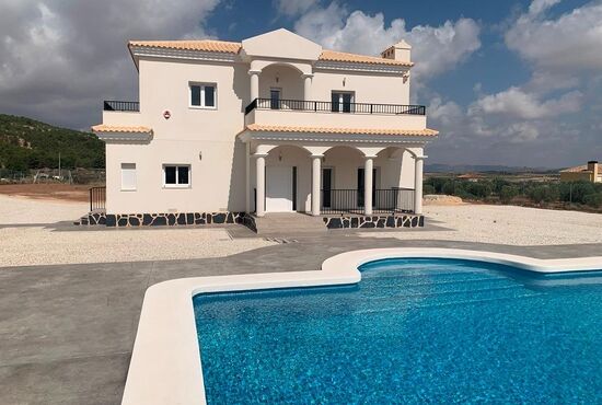 4-izb. Vila Na predaj, Alicante, Pinoso, Španielsko [N7757]