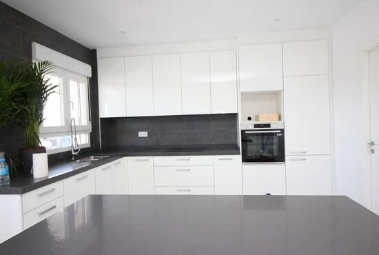 4-izb. Vila Na predaj, Alicante, Pinoso, Španielsko [N7759]