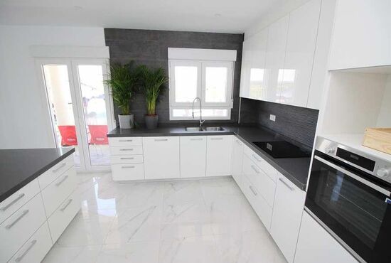 4-izb. Vila Na predaj, Alicante, Pinoso, Španielsko [N7759]