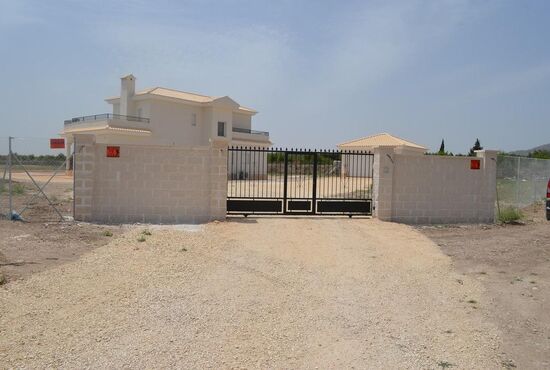 4-izb. Vila Na predaj, Alicante, Pinoso, Španielsko [N7758]