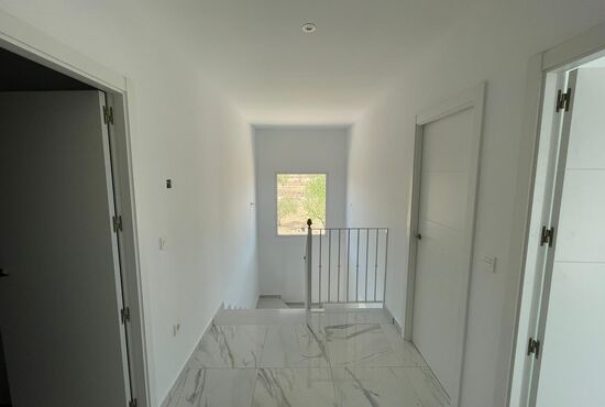6-izb. Vila Na predaj, Alicante, Pinoso, Španielsko [N7760]