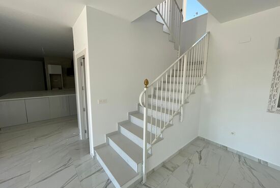 6-izb. Vila Na predaj, Alicante, Pinoso, Španielsko [N7760]