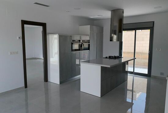 4-izb. Vila Na predaj, Alicante, Pinoso, Španielsko [N7762]