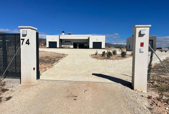 4-izb. Vila Na predaj, Alicante, Pinoso, Španielsko [N7762]