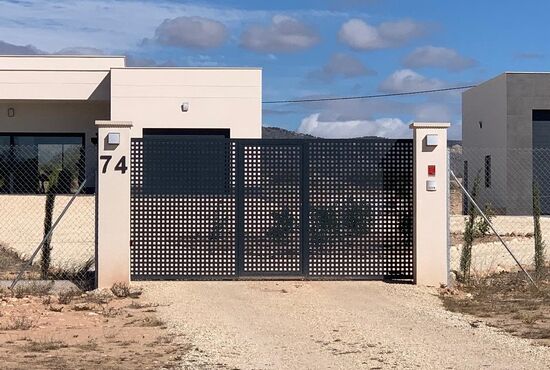 4-izb. Vila Na predaj, Alicante, Pinoso, Španielsko [N7762]