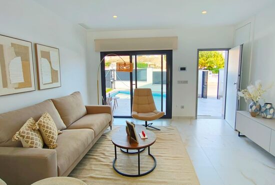 3-izb. Vila Na predaj, Alicante, Pilar de La Horadada, Španielsko [N6422]