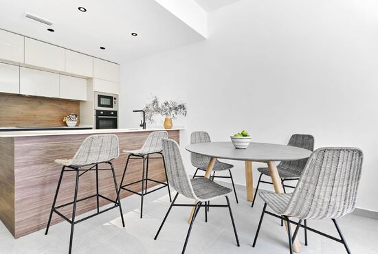 2-izb. Bungalov Na predaj, Alicante, Torrevieja, Španielsko [N6055]
