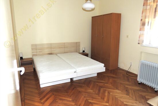 2-izbový byt, Banská Bystrica, F. Švantnera [467]