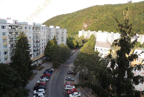2-izbový byt, Banská Bystrica, Nám. Ľ. Štúra [828]