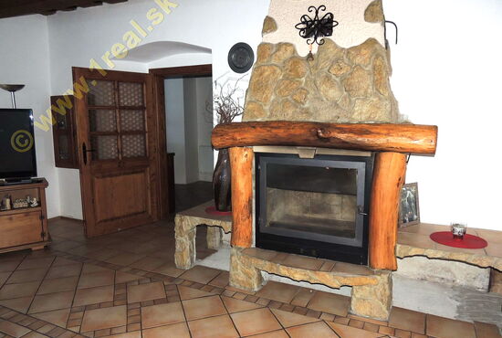 Rodinný dom, Nadštandard, RD, Moštenica [579]