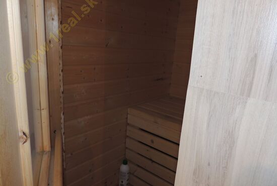 Rodinný dom, Nadštandard, RD, Moštenica [579]