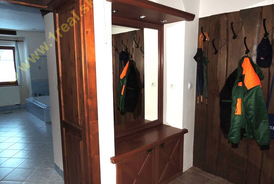 Rodinný dom, Nadštandard, RD, Moštenica [579]